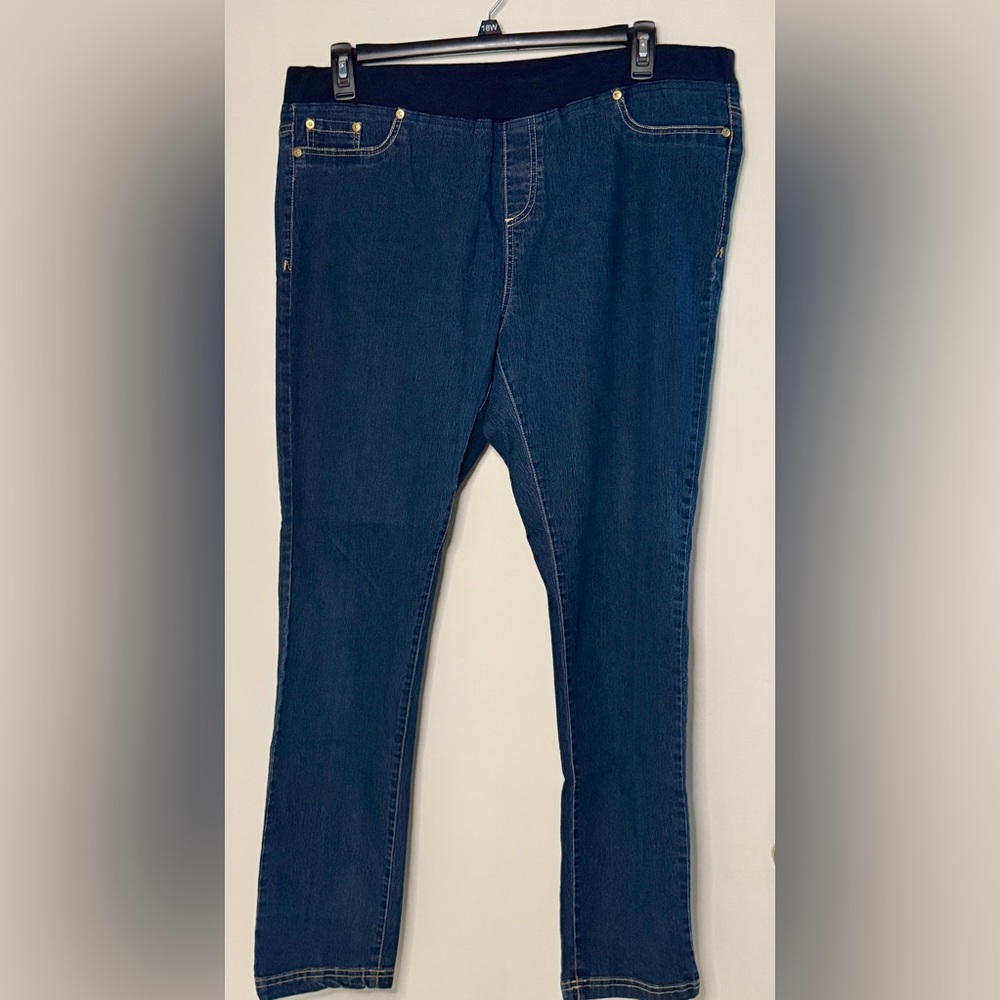 Libby Edelman Women’s Pull-On Stretch Mid Rise Jeans (Size 18)
